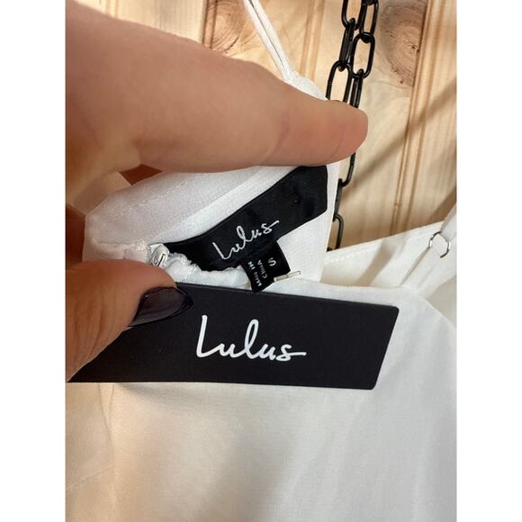 NWT Lulus The Way to Love White Ruffled Maxi Dress Resortwear Cut Out Size S - Picture 10 of 11